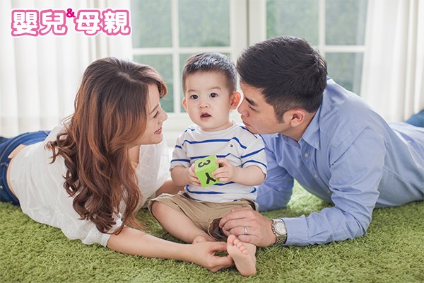 如果是雙薪家庭，孩子出生2、3個月後便要開始考慮托育問題，而這往往會成為夫妻口角的導火線。